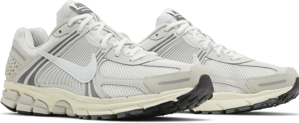 Tint Zoom Platinum Vomero 5 Nike 0705
